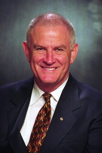 Douglas Saunders, Copyright University of Sydney