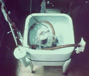 The Maytag washing machine converted into a dialysis machine